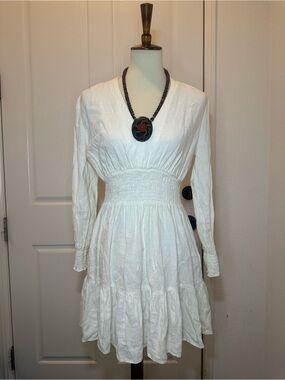 Zara Cream Mini Dress with V-Neck